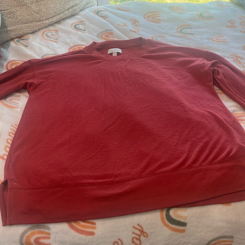 Soft, light, long sleeve loose shirt